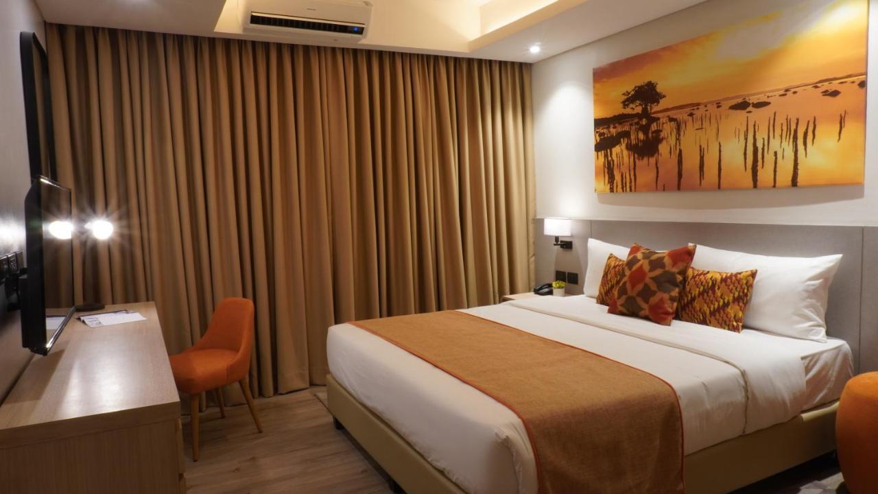 Citadines Amigo Iloilo Hotel Bagian luar foto